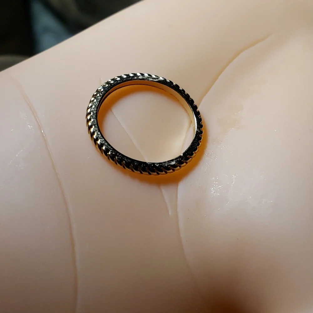 BRAND NEW RING SIZE 6 - Picture 2 of 3